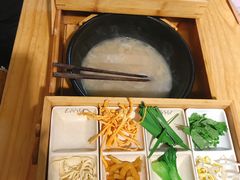 -勺子米线·云南传统小吃市集(四方街店)