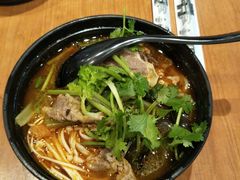 -老妈米线(港龙店)