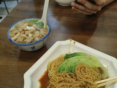 -容意发牛杂店(中山八店)
