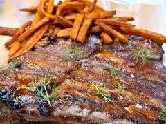 烤猪肋排-LESCEDARS Brasserie Bistro香柏树