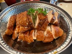 南京烤鸭-古都历食南京菜·烤鸭·鸭血粉丝·汤包(南京博物院店)