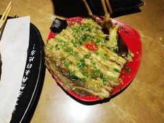 -何师烧烤·香辣蟹·川菜·30年老品牌(太古里旗舰店)
