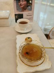 -香港倾城国际·美容美体中心