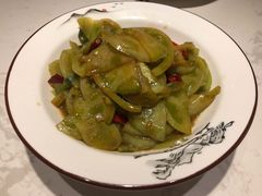 爆炒青番茄-丁里羊肉小镇(天鹅湖总店)