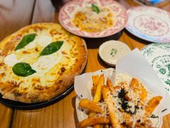 -MOMENTI手工意面(晶耀前滩店)
