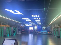 -极限PLAY运动娱乐新世界·团建派对潮玩休闲馆·室内蹦极高空游乐园
