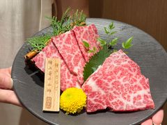 -山川小町·极番烧肉(新地假日广场店)