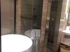 -珠海棕泉水疗酒店(拱北口岸高铁站店)