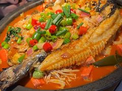 -鸣记脆皮烤鱼·海鲜烤鱼(三八广场店)