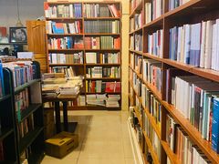 -麦田书店(国防路店)