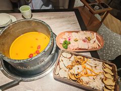 -野·大山里野生菌石锅土鸡(益田假日店)
