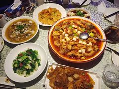 -巴特餐饮6加1音乐餐吧·新疆菜