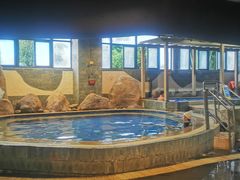 -晋爵会游泳馆(海湾公园店)