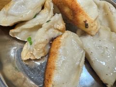 -黄阿姨锅贴大王(万航渡路店)