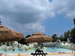 -太阳岛沙滩泳场水上乐园