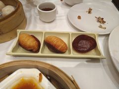 榴莲千丝酥-稻香酒家·34年老字号·港式粤菜(汉街店)