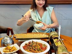 -梁姐啤酒鱼(兴坪古镇店)