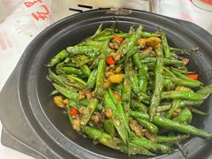 -堂瓦里·33年传统赣菜(第一街区店)