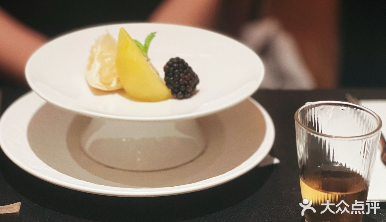 东方美食遇见西式雅致