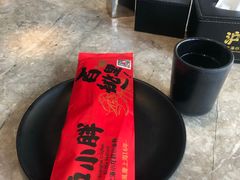 -沪小胖小龙虾(淮海中路旗舰店)