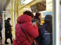 -85度C(生甜甜圈研究工坊·上海松江人民北路店)