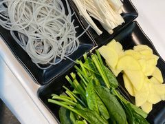-云晓光头烧烤吧(德平路店)