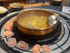 -阿山卓·野生菌火锅·纳西火塘烤肉