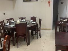 -余杨鸭鸭餐厅