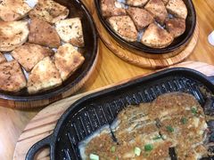 -老东镇啤酒屋海鲜加工·蒸汽海鲜·海鲜烧烤(台东店)