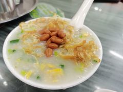 艇仔粥-穗银肠粉店(东川路店)