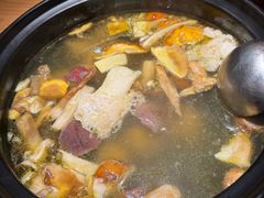 -一朵菌·野生菌探索家火锅(南亚店)
