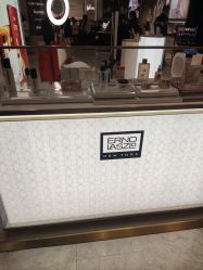 -奥伦纳素Erno Laszlo