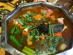 -老凯俚酸汤鱼(鸿通城店)