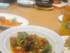 -梁家大院•农家菜(昆山会展中心店)