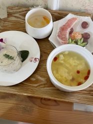 -贝美月子中心(半坡店)