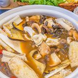 🔥【独家爆料】这家野山菌火锅，竟然这么好吃！