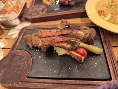 果木烤新西兰羊排-MR.ROCKY洛奇先生·西餐&酒吧(琶醍店)
