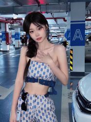 -娇点芭莎·烫染形象设计