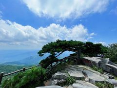 -罗田薄刀峰风景区