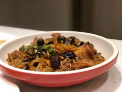 东北小鸡炖蘑菇-北李妈妈菜·海肠捞饭(高新万达店)