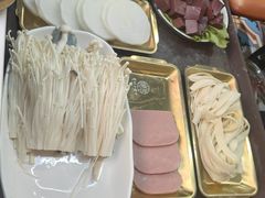 -刘少华贵州小黄牛·鲜牛肉火锅(总店)