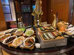 自助取餐区-西双版纳洲际度假酒店-海鲜傣味烧烤·侬香全日制餐厅