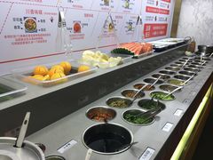 自助调料区-海底捞火锅(天鹅湖银泰店)