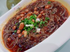 -阿瓦山寨·湘菜现炒·剁椒鱼头王(咸阳总店)