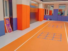 -悦动体能篮球羽毛球网球(三里河店)