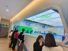 -嘻游纪儿童游泳课程中心(红博中央公园店)