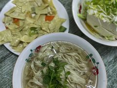 -正宗胖子抻面馆(岭东路店)