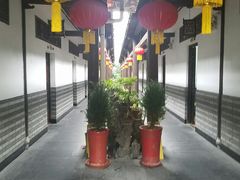 -唔呶喔哩酒家(生产街店)