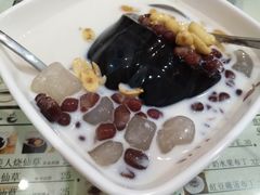 红豆q果仙草冻-益汁湘(三坊七巷店)