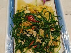 -三江源美食城